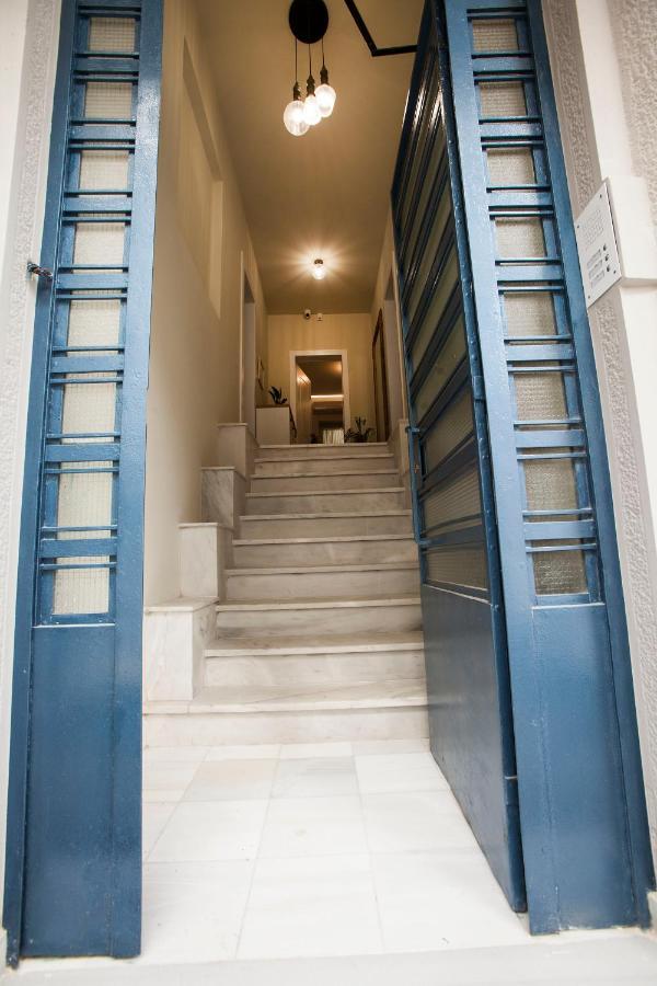 Lovely 1St Fl. Apt, With Balcony In Pagrati Athena Bagian luar foto